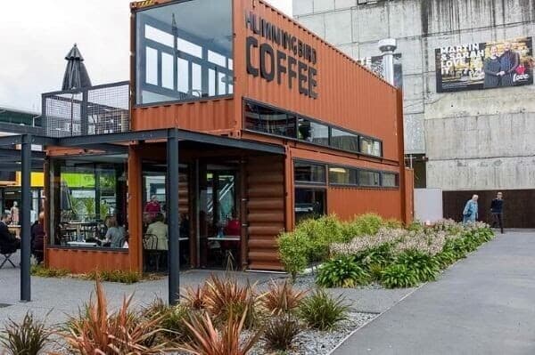cafe-container-dat-duoc-o-hau-het-moi-dia-hinh