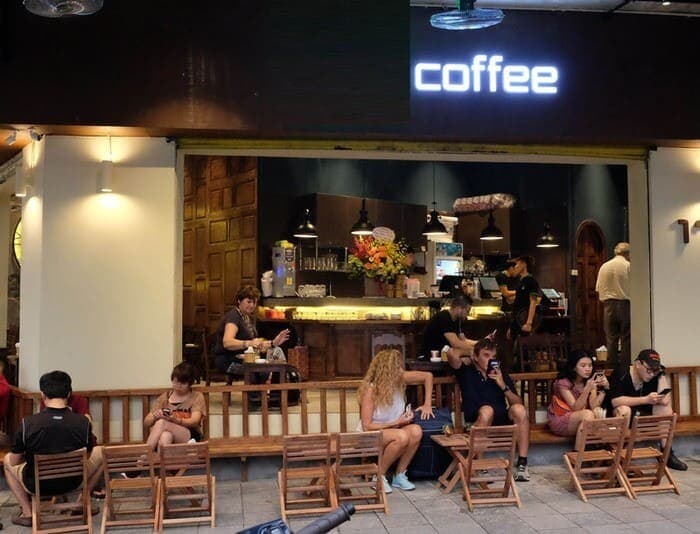 quan-cafe-via-he