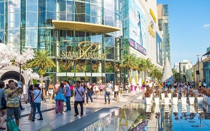 Nhập quần áo Thái Lan nam nữ ở các trung tâm thương mại