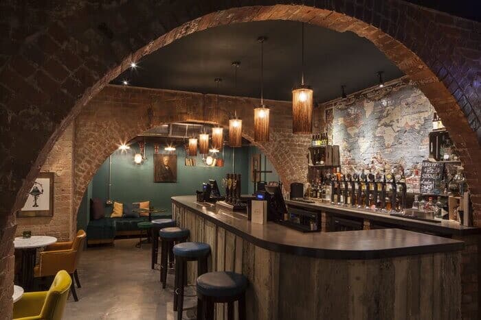 Thiết kế quán pub nhỏ Retro hiện đại