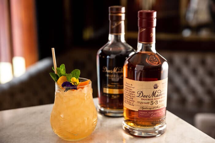 Các loại rượu trong quán bar Rum
