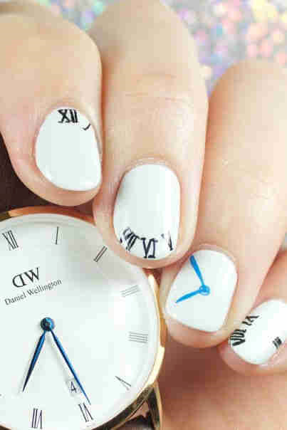 20 Beautiful White Nail Polish Art Design Ideas 2022 - MyGlamm