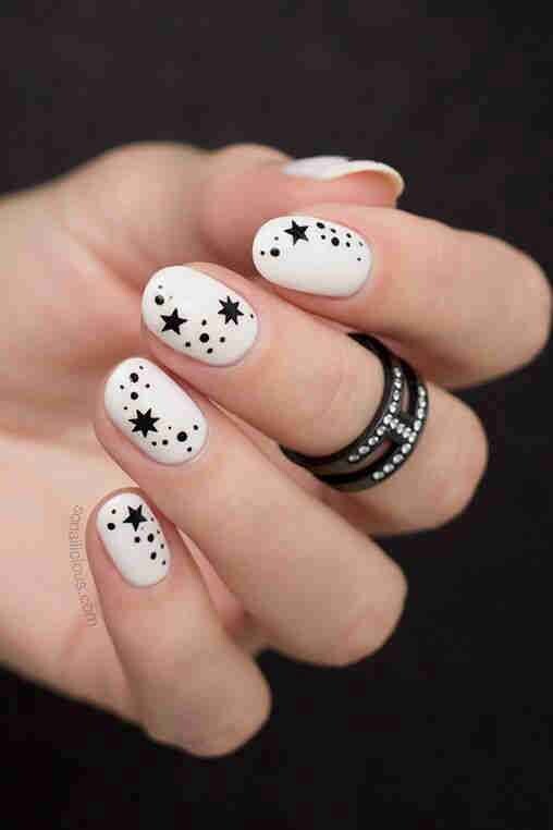 white-nail-design