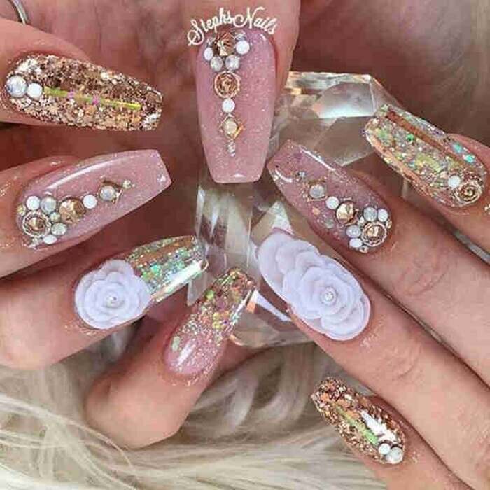 trending-nail-design