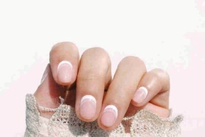 white-nail-design