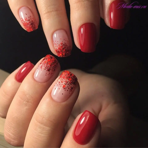 nails designs red