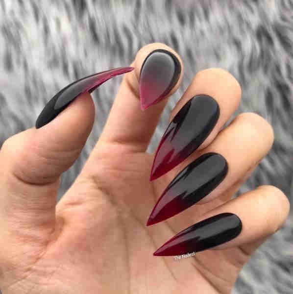 nails designs red