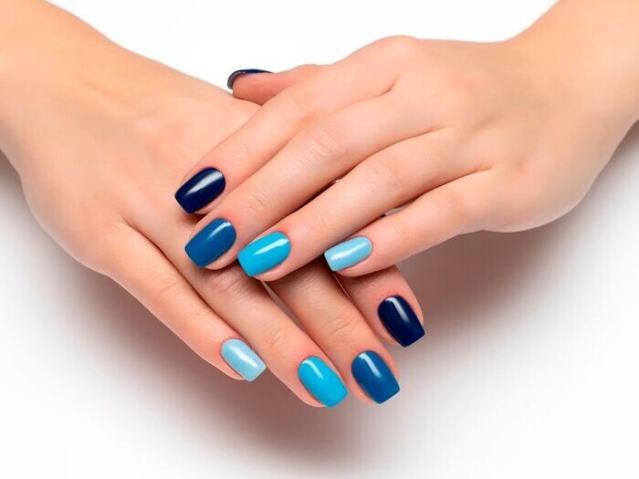 blue-nail-design