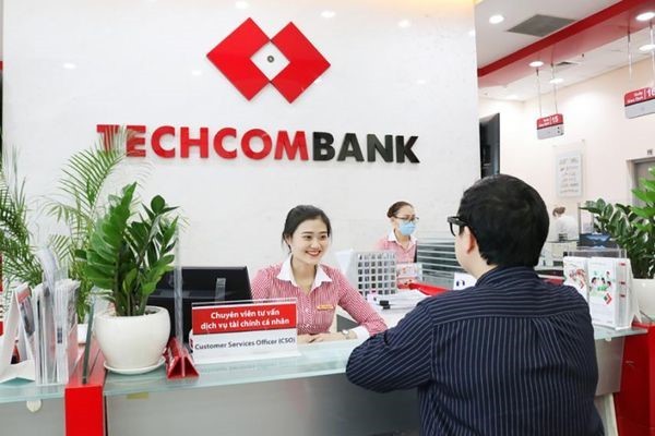 vay-the-chap-so-do-ngan-hang-nao-de-nhat-techcombank