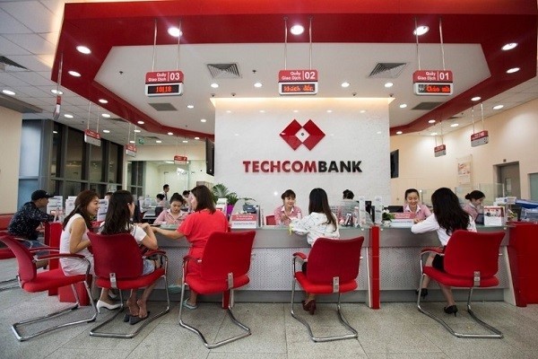 the-chap-so-tiet-kiem-de-vay-von-tai-ngan-hang-techcombank