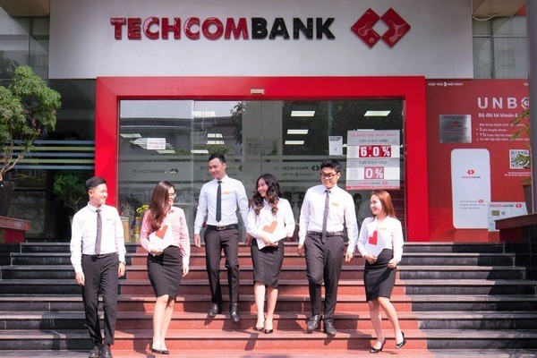 thau-chi-doanh-nghiep-techcombank-ap-dung-vnd