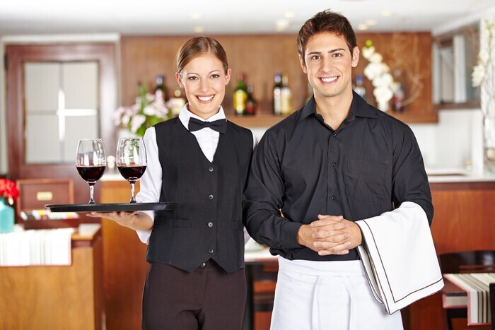 Đồng phục nhân viên phục vụ nhà hàng kiểu Âu