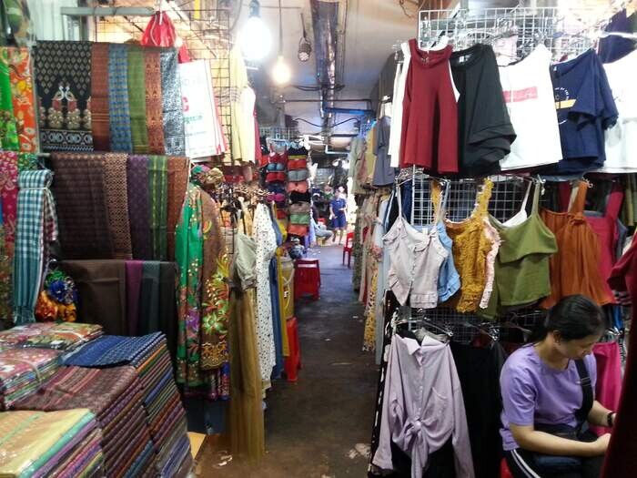 Mở shop quần áo với 20 triệu sỉ hàng Campuchia