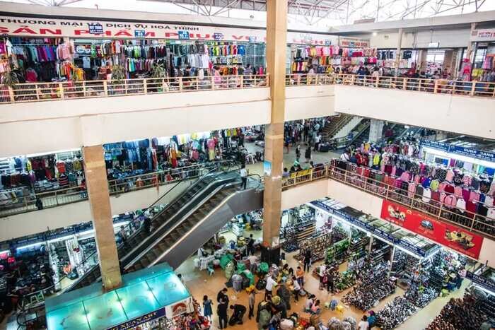 Mở shop quần áo với 30 triệu nhập hàng chợ Đồng Xuân