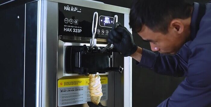 Mua máy làm kem tươi kinh doanh vỉa hè